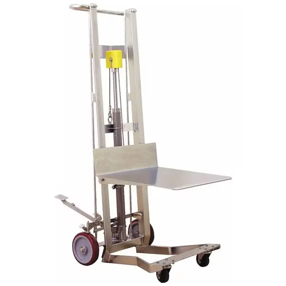 Four-Wheeled Hydraulic Pedalift Jack With Foot Pump, 750 Lb Capacity 1