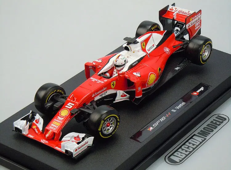 Carro Colecionável Ferrari Sf16-H #5 Escala 1:32 1