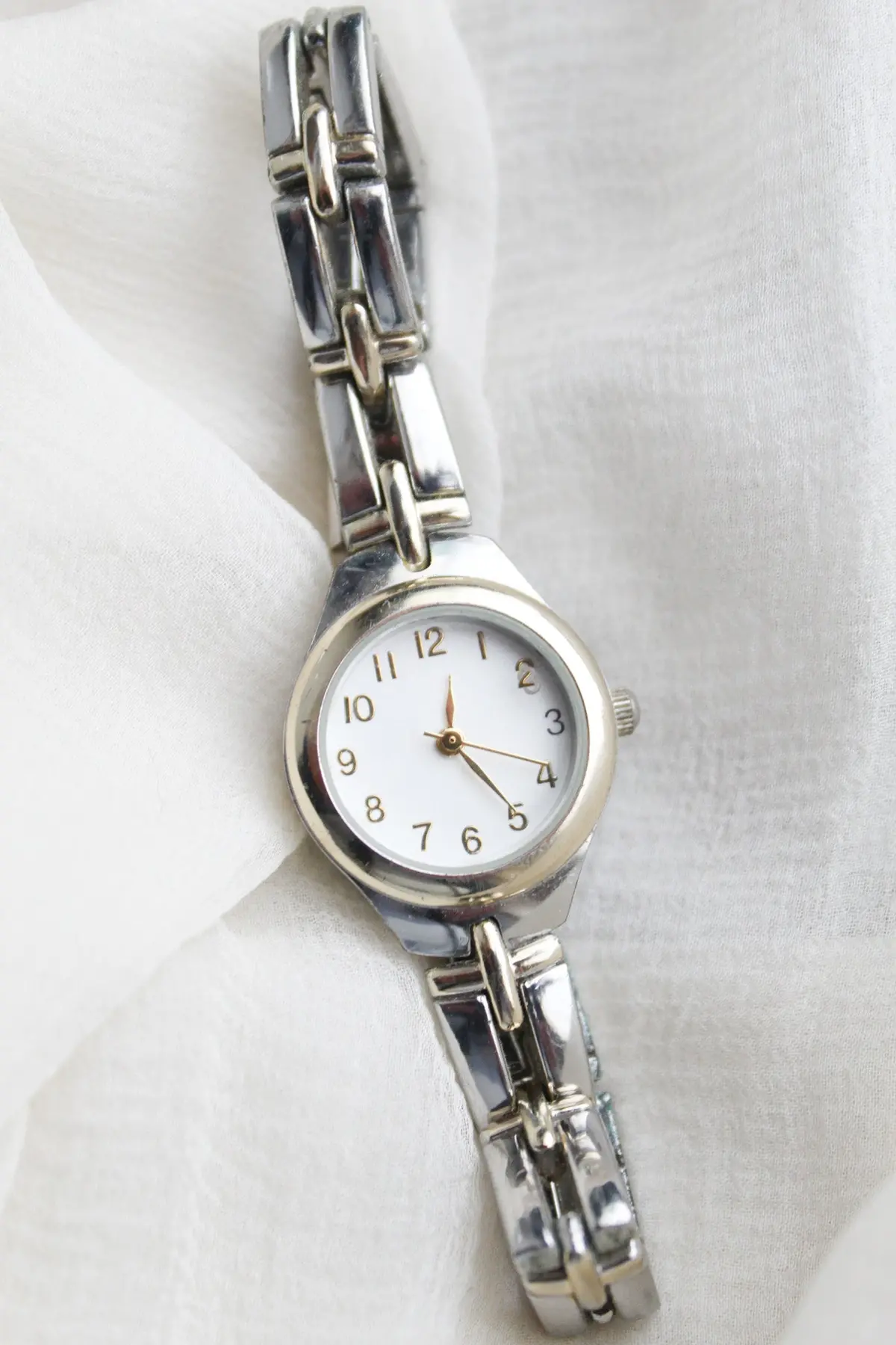 Basketweave Vintage Wristwatch 1