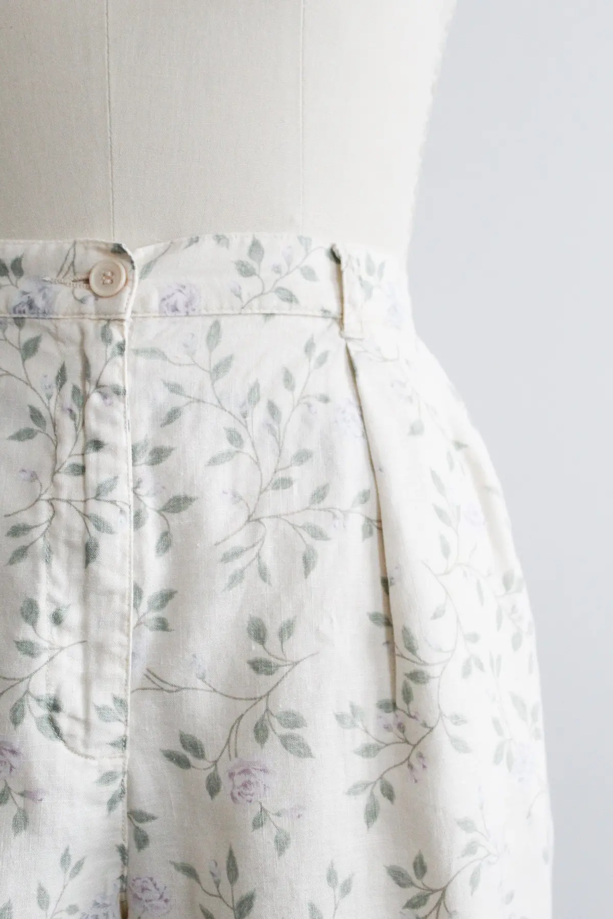 Botanica Linen Shorts 2