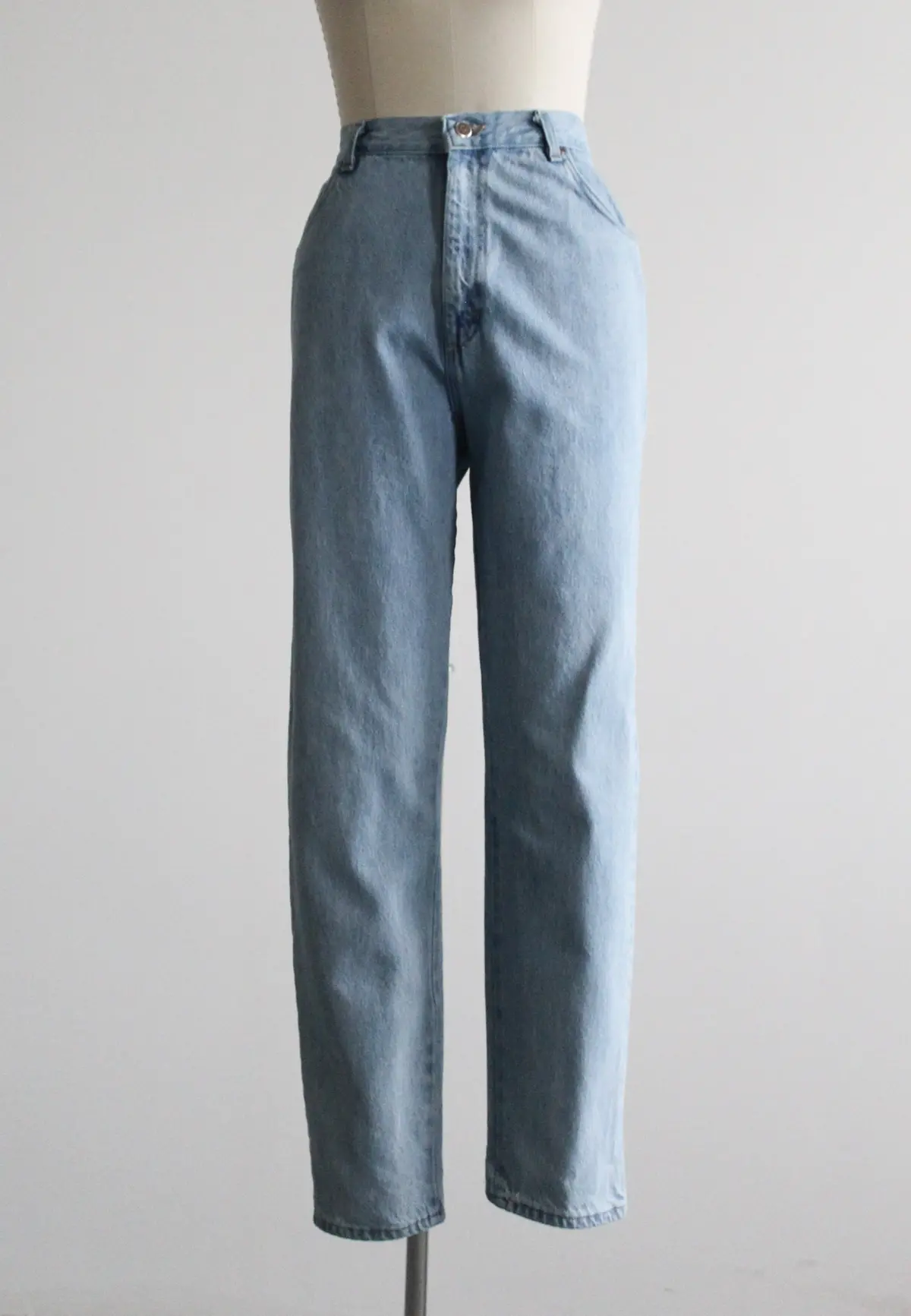 Sunfaded Mom Jeans 2