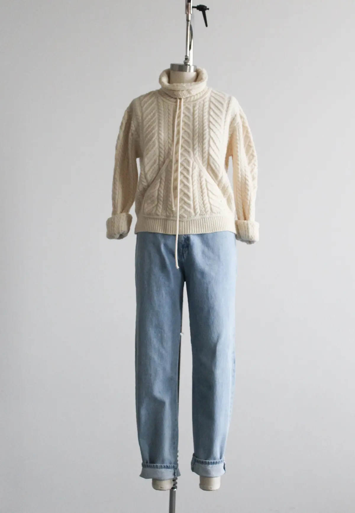 Sunfaded Mom Jeans 1