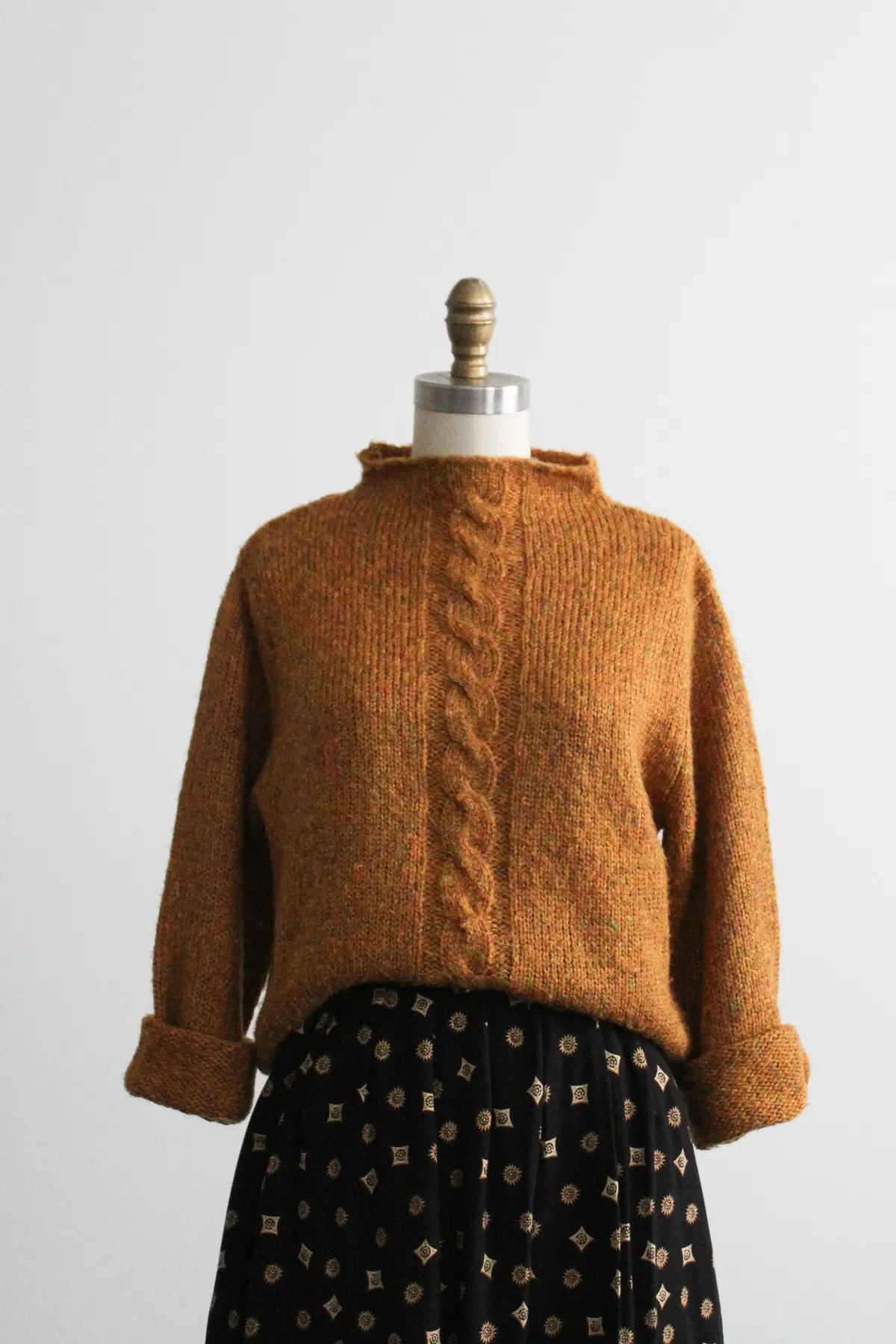 Amberlight Pullover 1