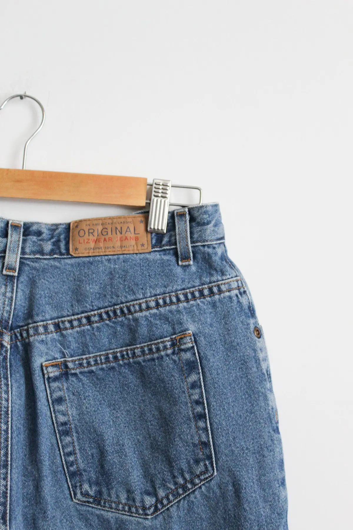 Relaxed Mom Jeans 2