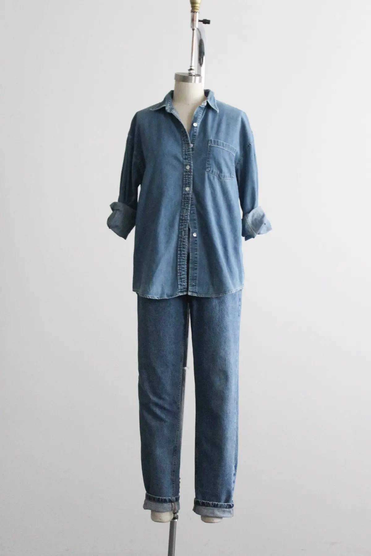 Relaxed Mom Jeans 1