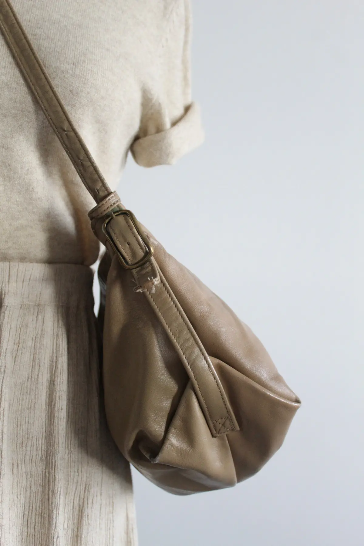 Sandstone Leather Shoulder Bag 2