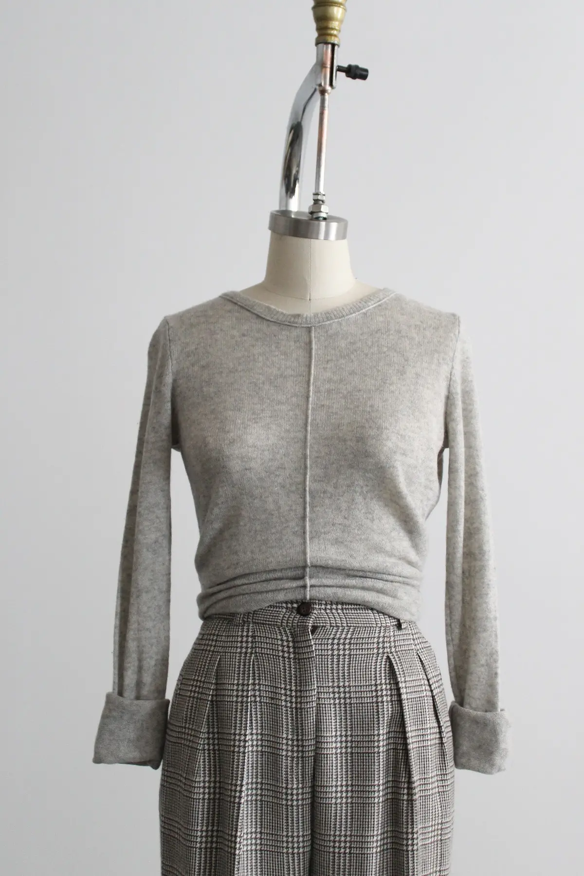 Dovewing Cashmere Sweater 1