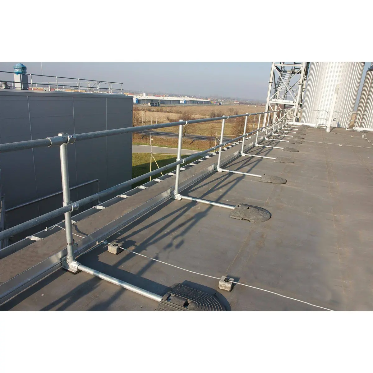 Kee Guard Non Penetrating Rooftop Railing - Long Kit - Osha Certified 2