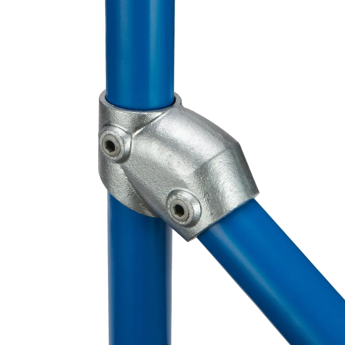 30-60-Degree Single Socket Tee 1