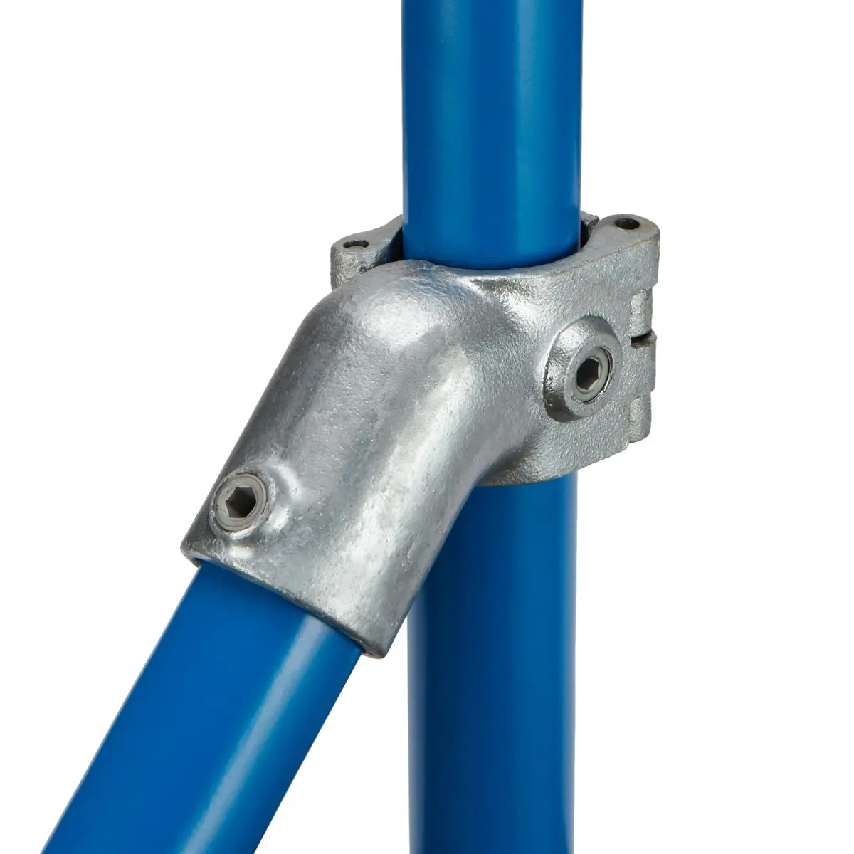 Split 45-Degree Single Socket Tee 1