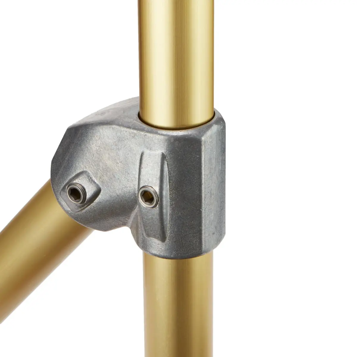 Aluminum 30°-60° Single Socket Tee 1