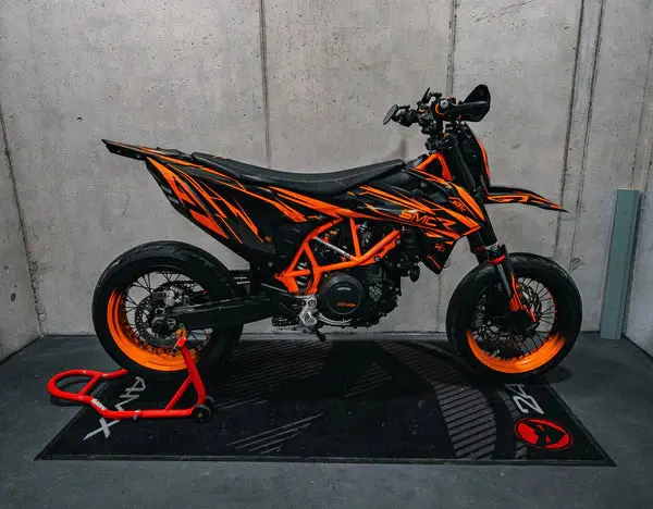 Ktm 690 Smc-R Graphics - "Ripple" (Marv Edition) 2