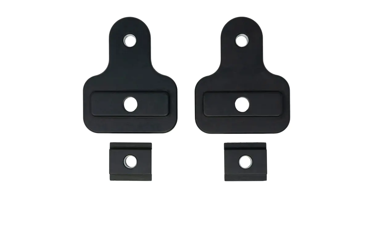 Overland Kitted Bed Rail Mount 1