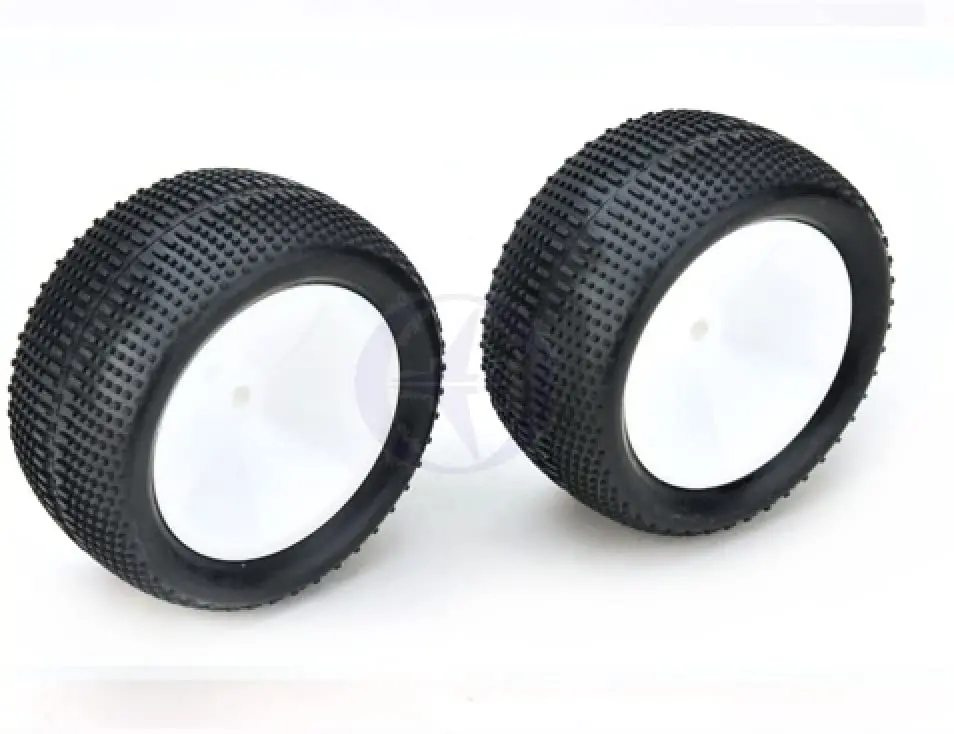 At10 Truck Rear Wheel & Tire, Pd8980 1