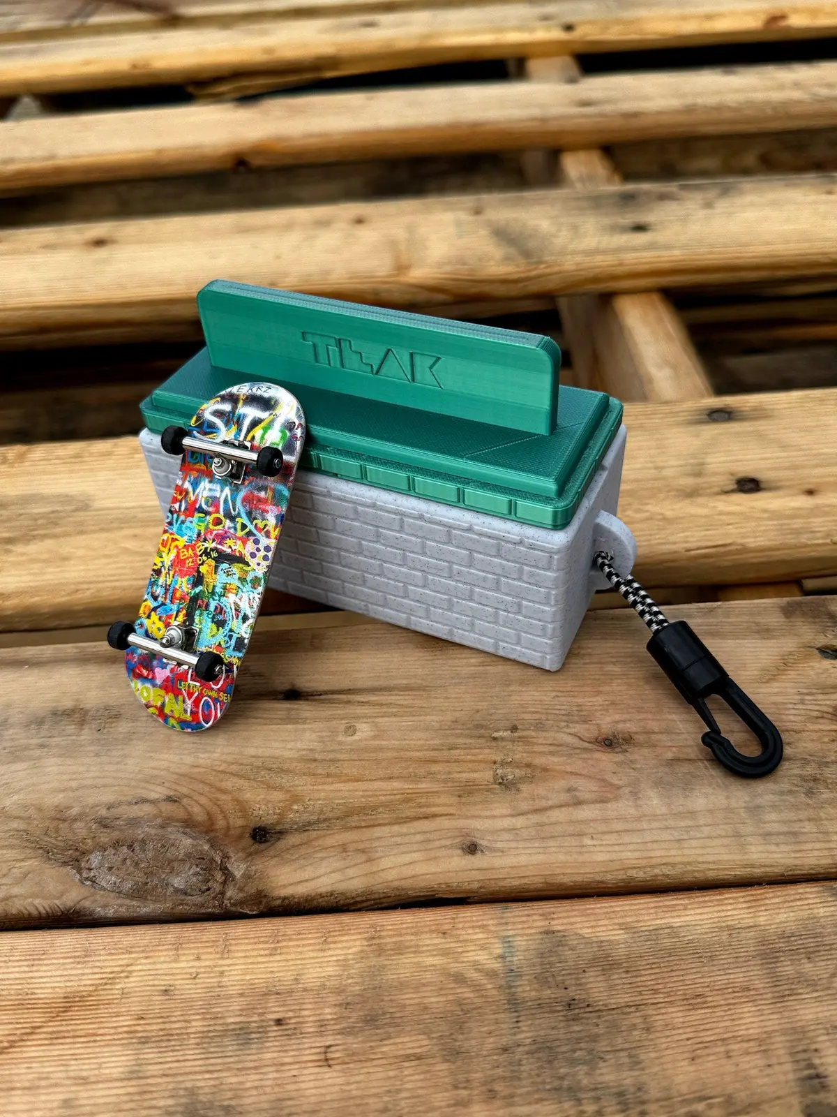 Skate Crate - Mini Loaf Edition -  5.5" Long - Travel Carry Case And Ramp 1