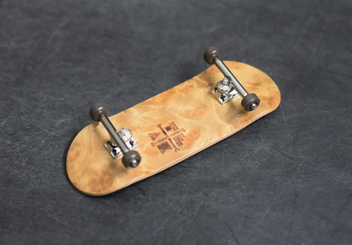 34Mm Prolific Gen2 Fingerboard Complete - "Out Of The Woods" Colorway - Gen2 Prodigy Trucks + Pro Duro Bubble Bushings 1