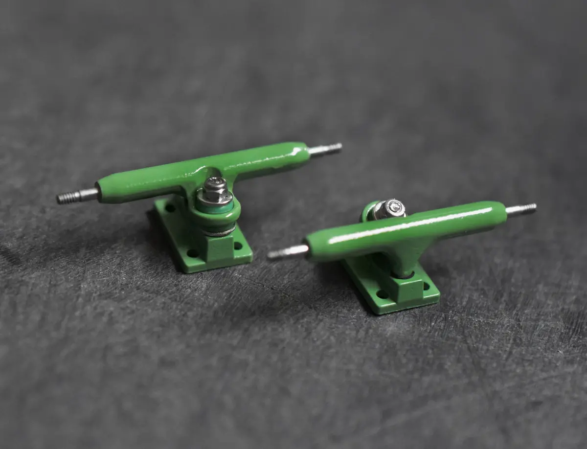 32Mm Prodigy Gen2 Pro Fingerboard Trucks - Forest Green Colorway - Includes Pro Duro Bubble Bushings 1