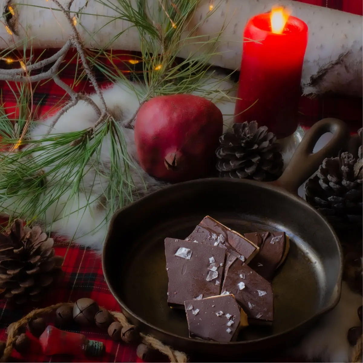The Stars At Night - Dark Chocolate & Cyprus Flake Sea Salt English Toffee 2