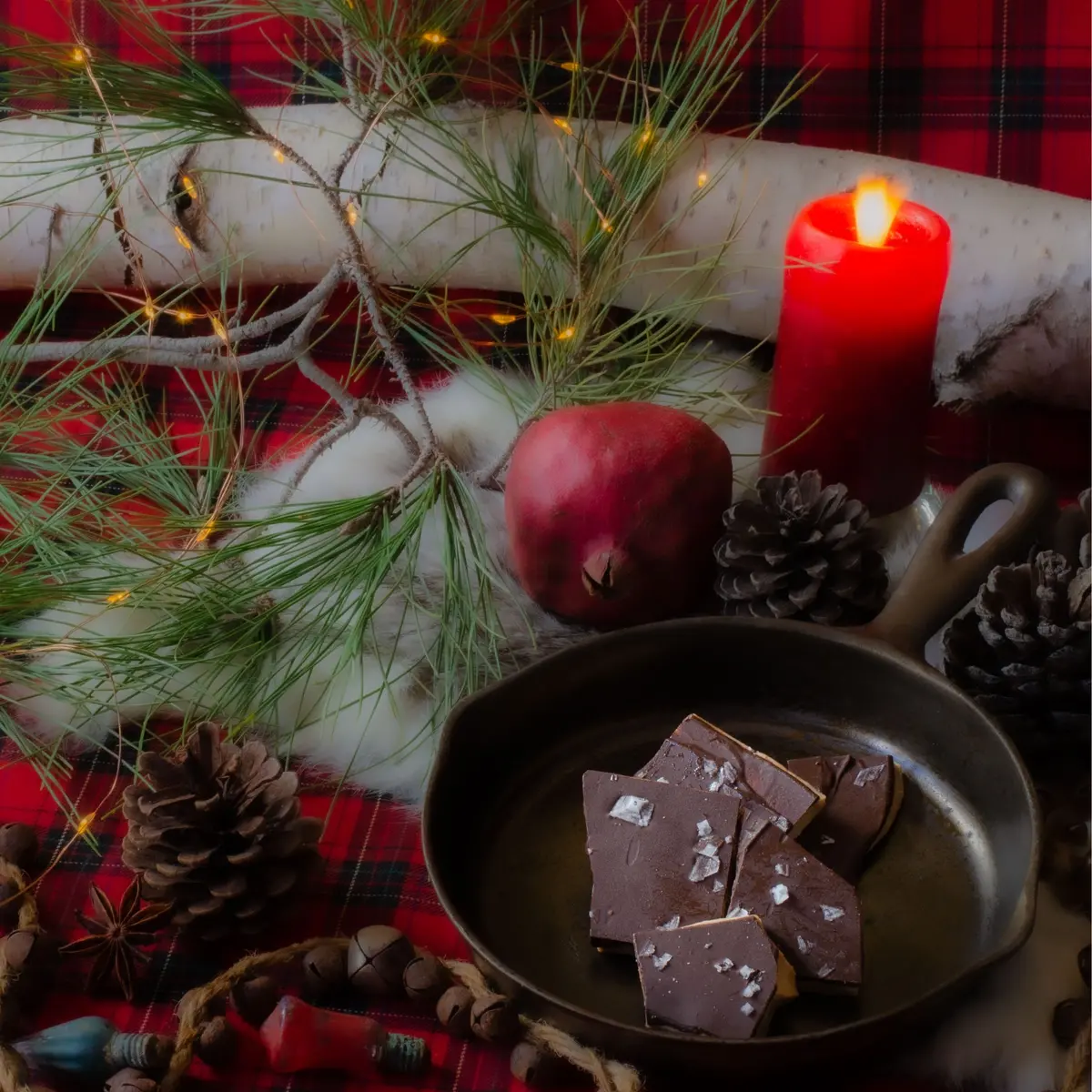 The Stars At Night - Dark Chocolate & Cyprus Flake Sea Salt English Toffee 1