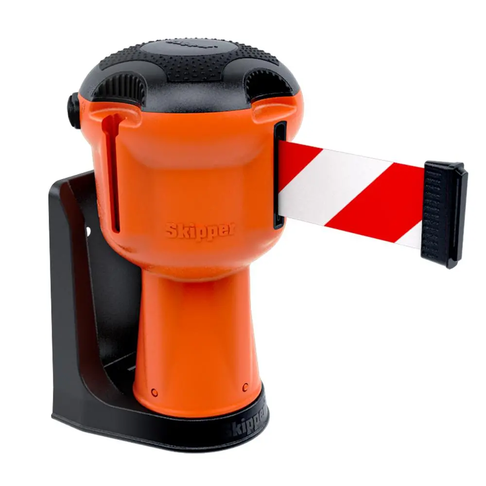 Skipper Wall Mounted Retractable Barrier Kit 1