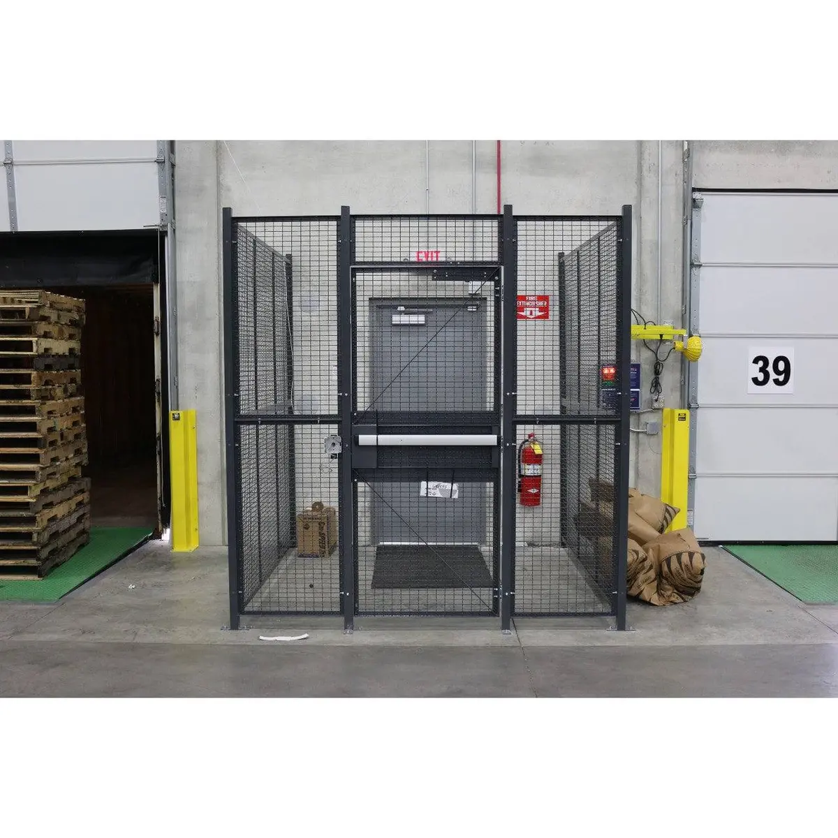 Three Sided Driver Cage 1