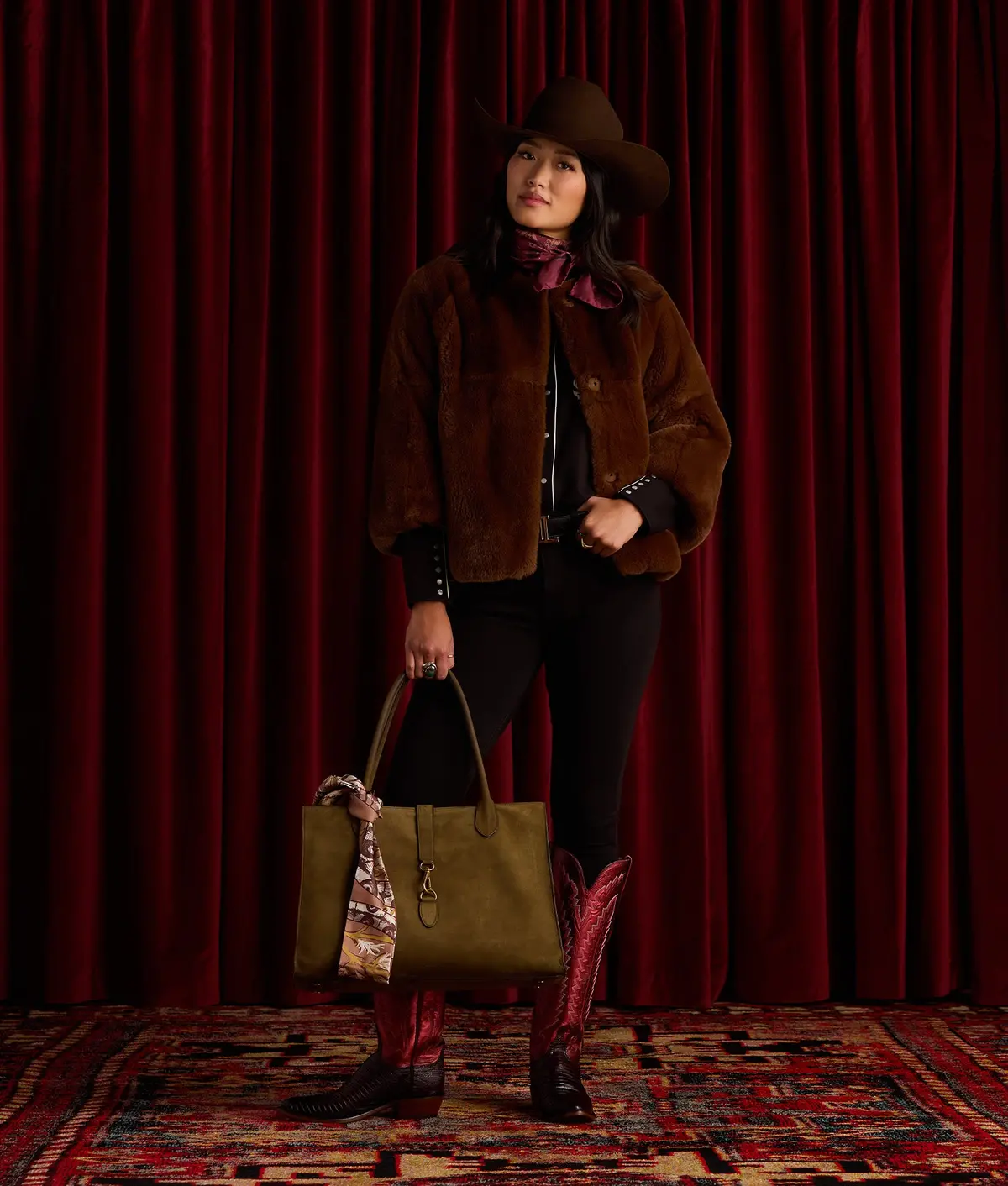 Women's Black Cherry Look 4 1
