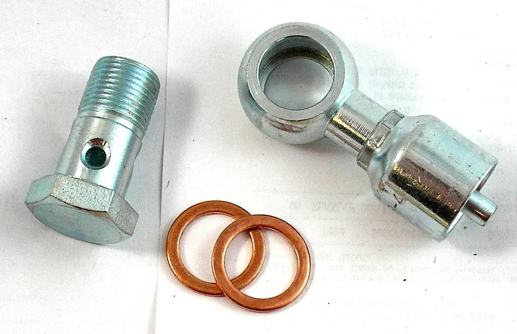 Banjo Fitting 1/4" Hose 3/8" Bolt - Bsp Threads 1