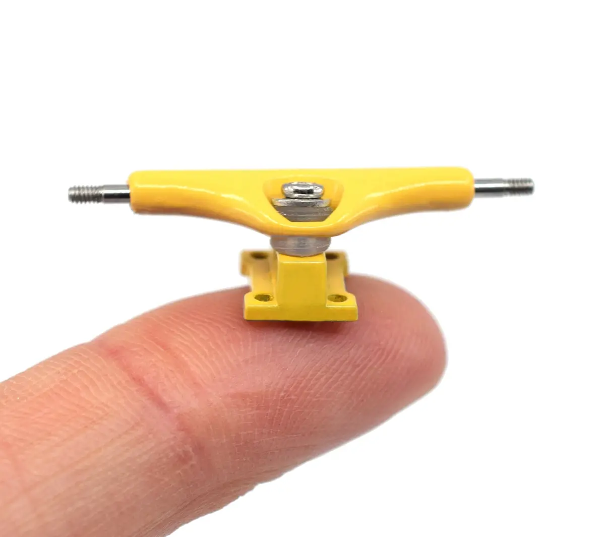 Prodigy Swerve Trucks, 34Mm - Yellow Colorway 2