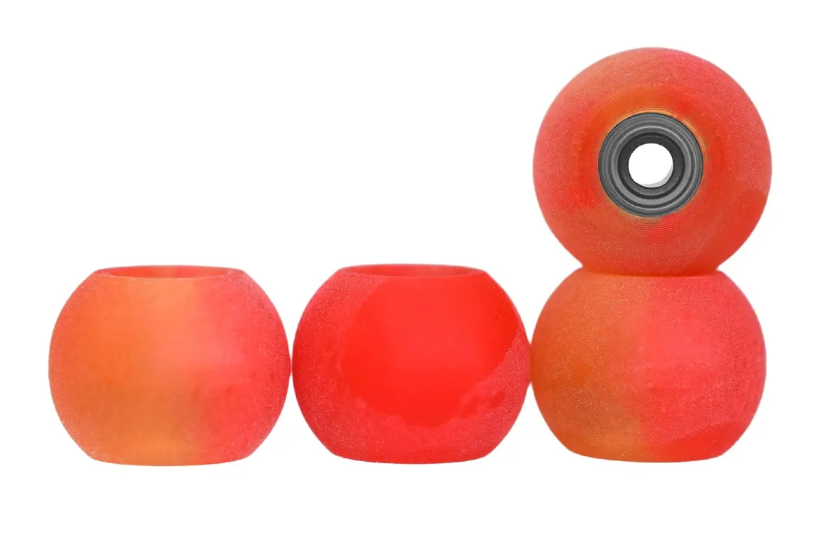 Apex Globe Wheels - 61D Urethane - Abec-9 Bearings - "Mars" 1