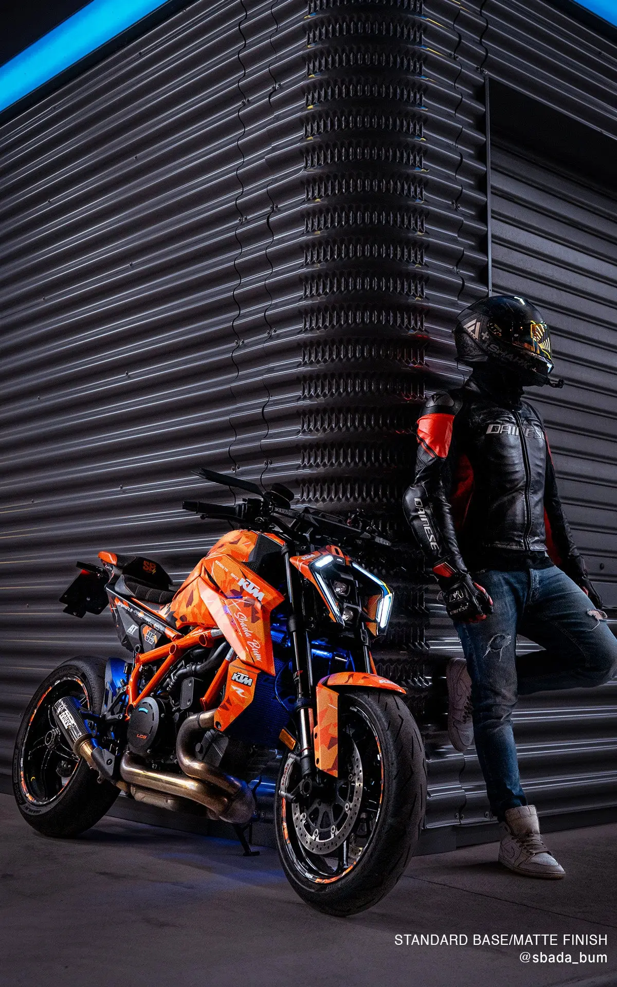 Ktm 1390 Super Duke R/Evo Graphics - "Flake" (Orange/Black) 2