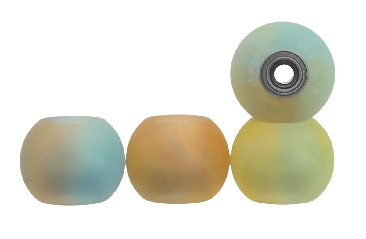 Apex Globe Wheels - 61D Urethane - Abec-9 Bearings - "Jupiter" 1